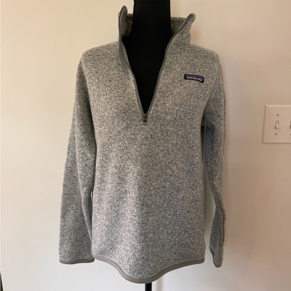 New Patagonia Women’s Better Sweater in grey